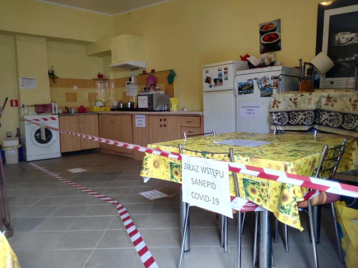 Iwona Hostel - Budget Rooms With Private Bathrooms Sopot Buitenkant foto