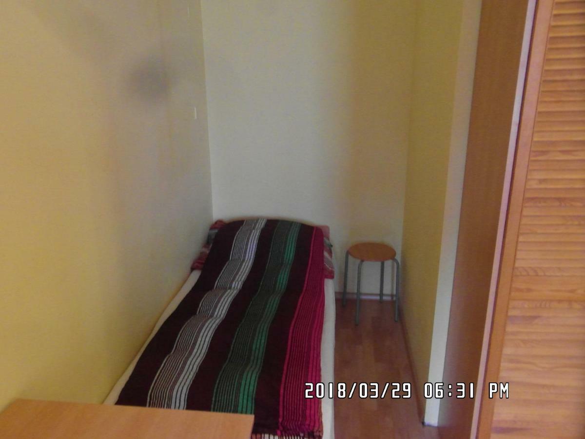 Iwona Hostel - Budget Rooms With Private Bathrooms Sopot Buitenkant foto