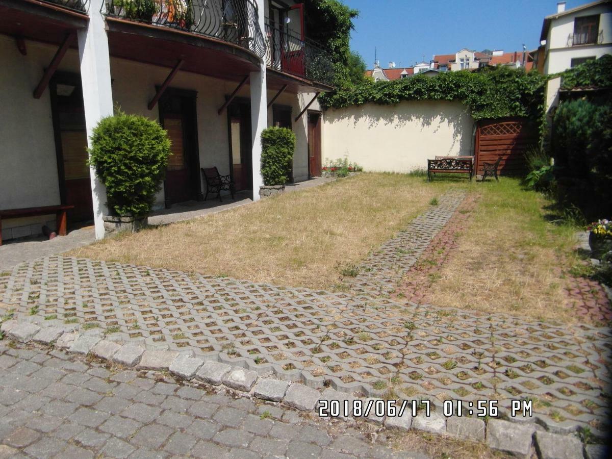 Iwona Hostel - Budget Rooms With Private Bathrooms Sopot Buitenkant foto