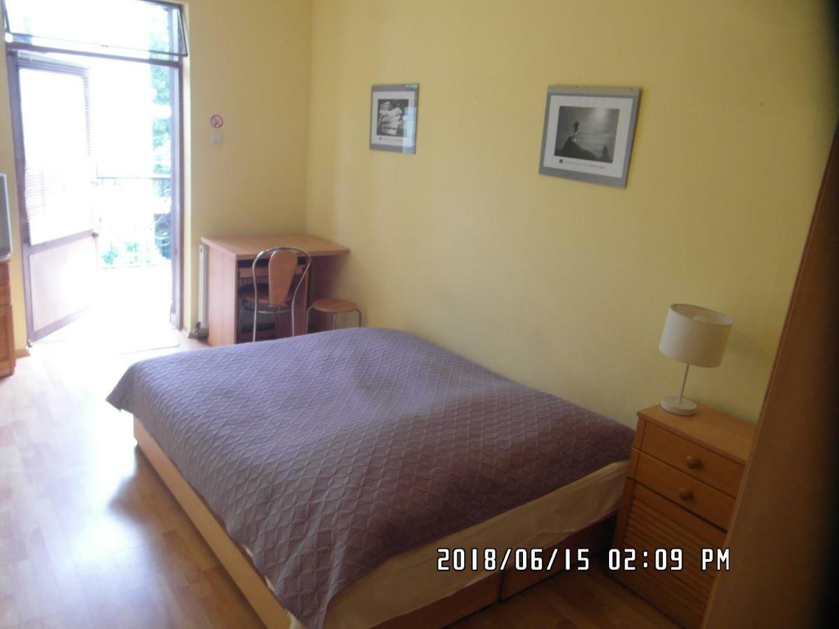 Iwona Hostel - Budget Rooms With Private Bathrooms Sopot Buitenkant foto